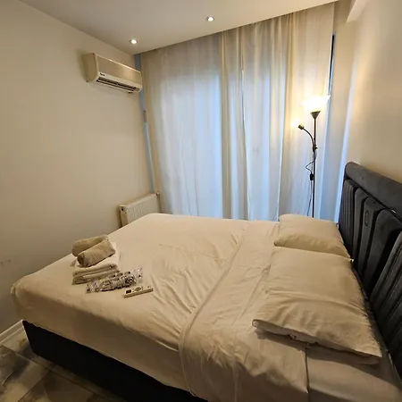 Perfect Taksim, 2 Bedroom, Pool, Gym, Sauna アパート