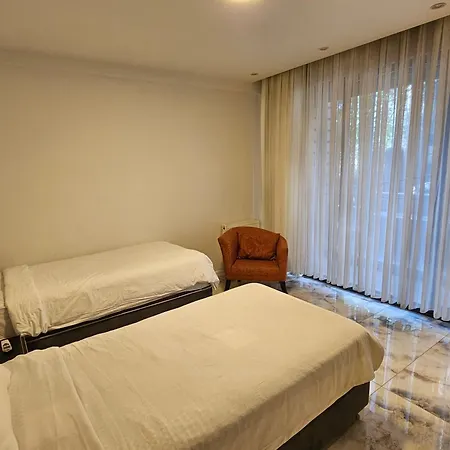 Perfect Taksim, 2 Bedroom, Pool, Gym, Sauna *