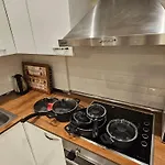 شقة Perfect Taksim, 2 Bedroom, Pool, Gym, Sauna اسطنبول