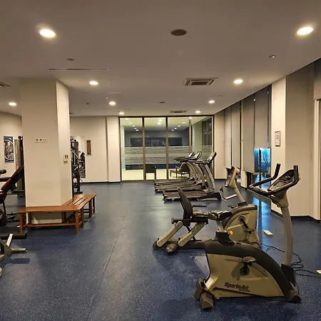 Perfect Taksim, 2 Bedroom, Pool, Gym, Sauna شقة