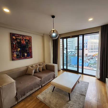 Perfect Taksim, 2 Bedroom, Pool, Gym, Sauna