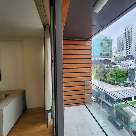 Perfect Taksim, 2 Bedroom, Pool, Gym, Sauna *