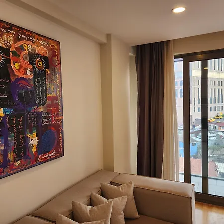 Lejlighed Perfect Taksim, 2 Bedroom, Pool, Gym, Sauna Istanbul